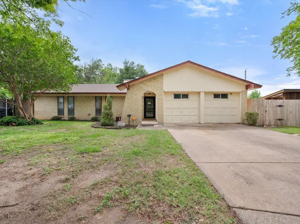 802 Crest Oak Ct, Arlington, TX 76012