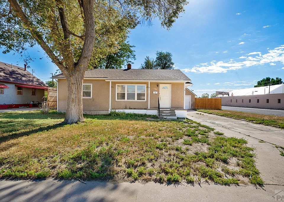 1st image of 844 Acero Ave