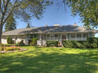 11421 Lakeshore Dr, Pleasant Prairie, WI 53158