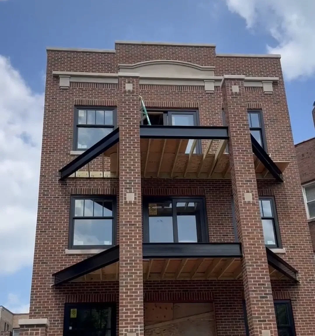1062 W Columbia Ave — Photo 1