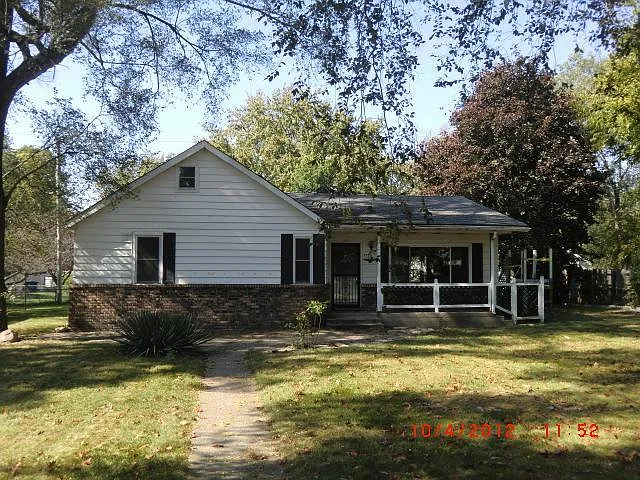 2550 Warren St photo 1