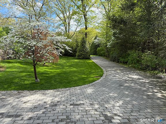 5th image of 166 Blackwood Lane