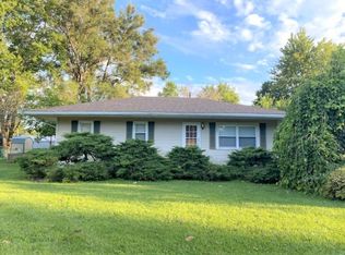 330 E North St, Wellington, IL