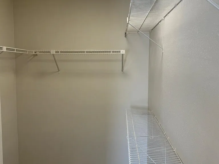 3130 Walnut Bend Ln #424 — Photo 12