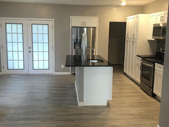 4th image of 3103 Southern Ave