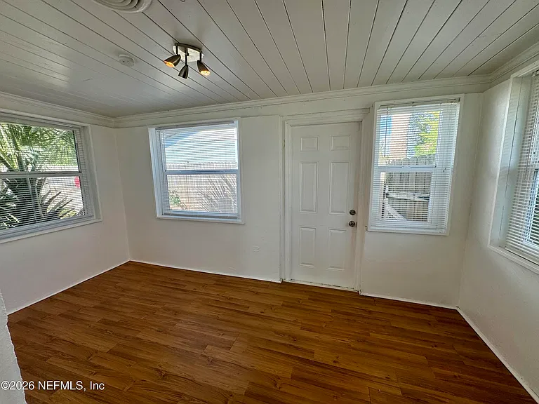 288 Boylston Ave — Photo 30