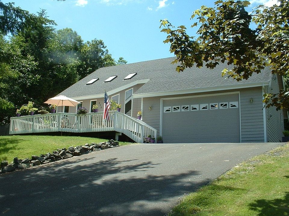 Ft View of House Summer 08