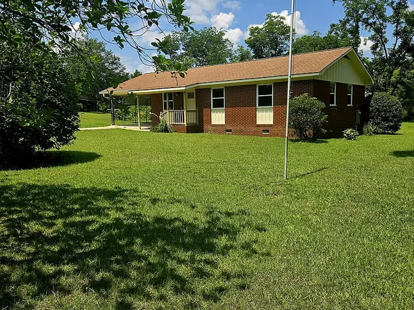 711 N Broughton St, Ailey, GA 30410