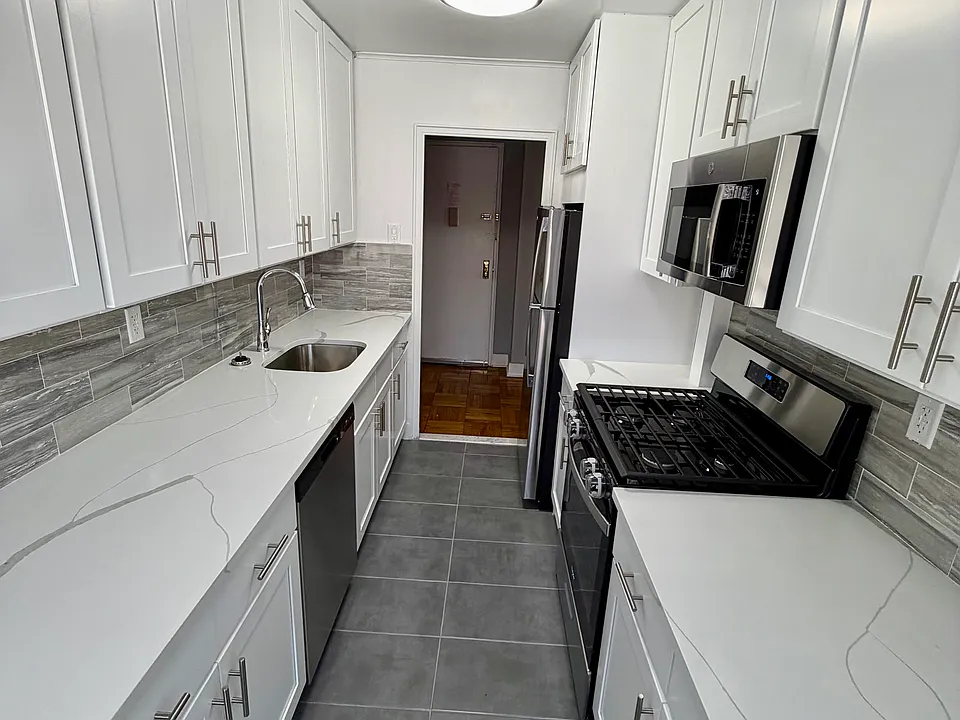 65th Cres