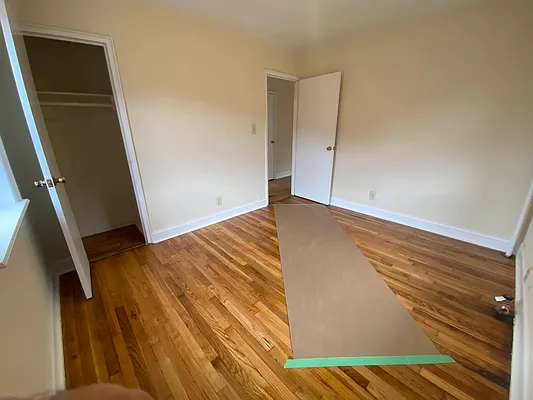 Rented by Contact Realty | media 32