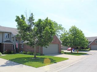 637 W 94th Ct, Crown Point, IN 46307