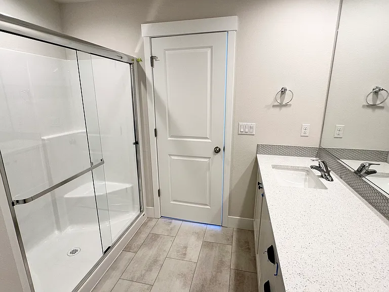 8415 NE 134th Pl — Photo 15