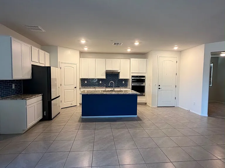 9020 E Pantano Bluff Dr — Photo 7