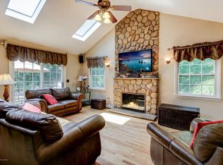 281 Pelican Rd, Middletown, NJ 07748