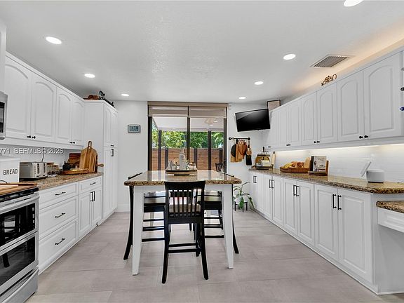 5th image of 8708 SW 159th Path