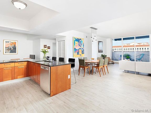 4th image of 4100 Salzedo St Penthouse 1009