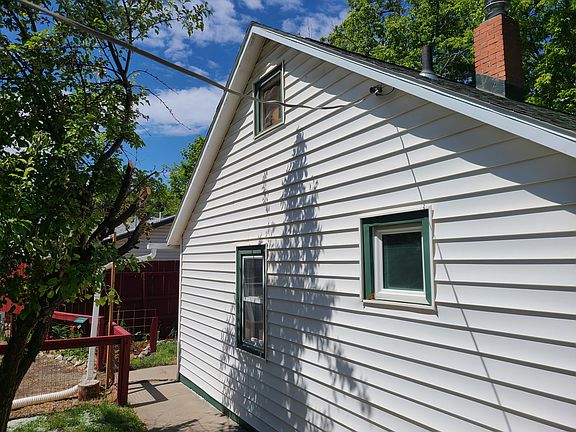 5th image of 322 1/2 Miller St