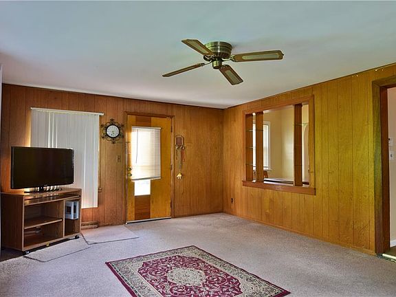 5th image of 208 Oregon Ave NW