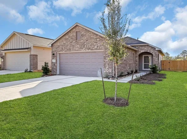 150 Thickets Grv, Dayton, TX 77535
