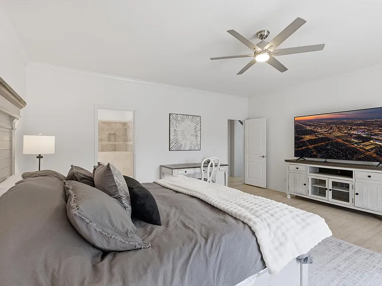 9750 E Gelding Dr — Photo 17