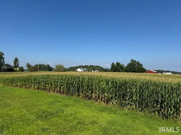 E 600 North Rd, Churubusco, IN 46723