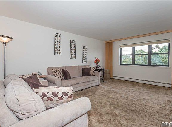 2nd image of 216 Westend Ave APT 5D