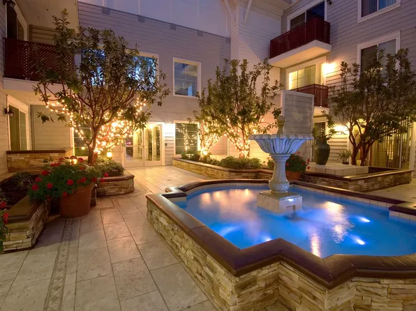 Bel Air Vista, 426 S Sepulveda Blvd APT 202, Los Angeles, CA 90049