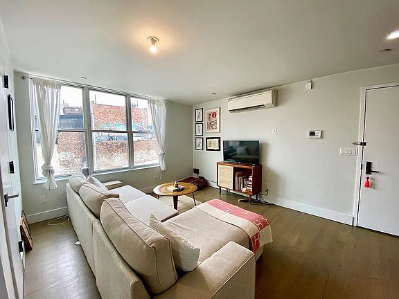 2nd image of 155 Meserole St APT 2A