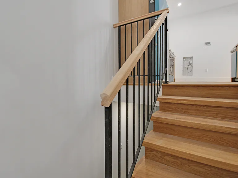 1387 Madison St #1R — Photo 5