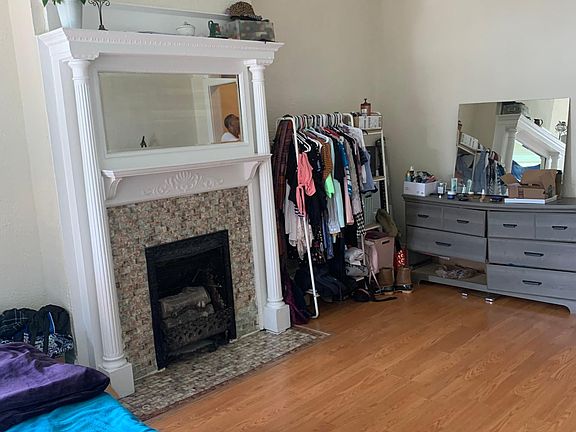 4th image of 2623 Kemper Ln #1