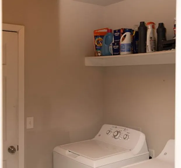 1324 S Morningside Dr — Photo 9
