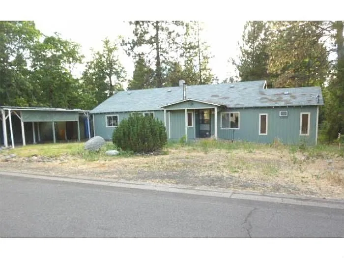 545 Yew Wood Dr photo 1