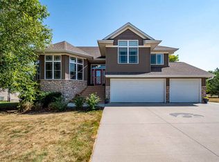 1784 Lake Shore Dr, Iowa City, IA 52246