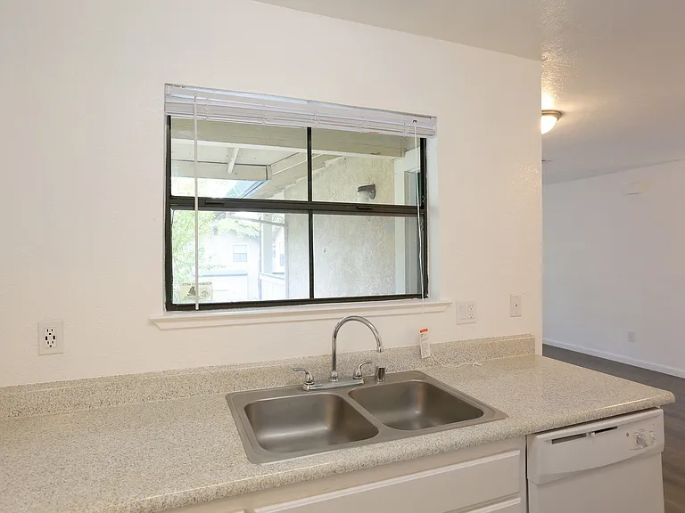 3271 Azevedo Dr — Photo 45