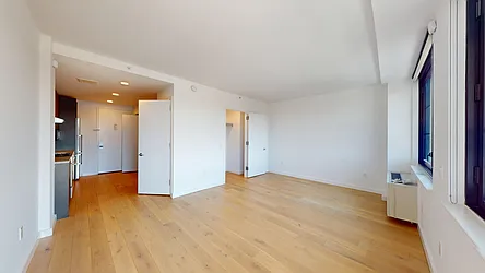 144-74 Northern Boulevard, #8Q