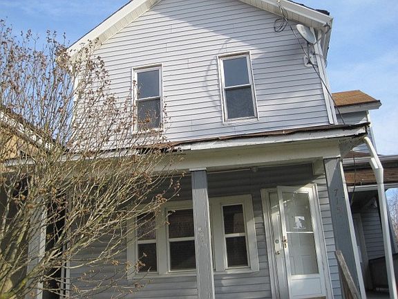 3rd image of 713-715 Laura Ave