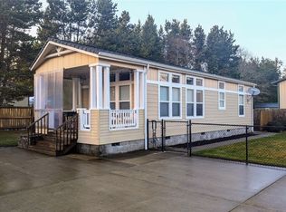 27893 Y Ln, Ocean Park, WA