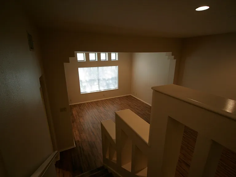 207 Grandview Pl #2 — Photo 9
