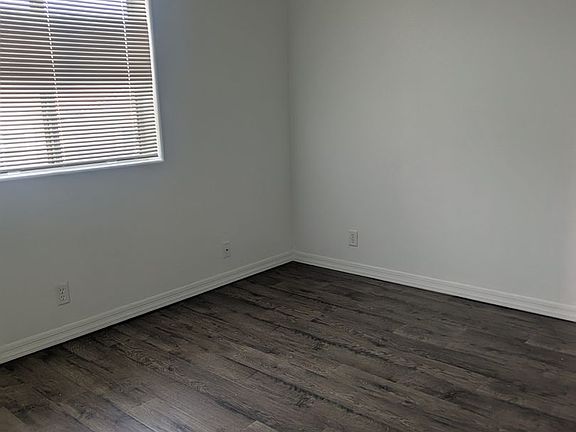 5th image of 4160 S Lynn Dr Unit 203
