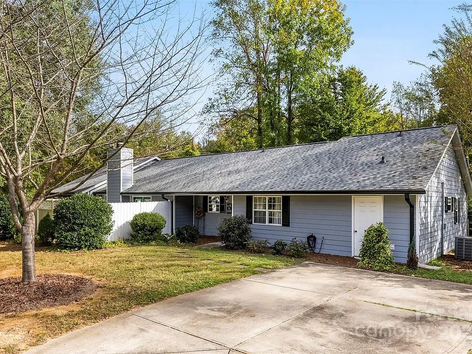 1st image of 2836 Huntingtowne Farms Ln