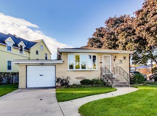 6825 W Talcott Ave, Chicago, IL 60656