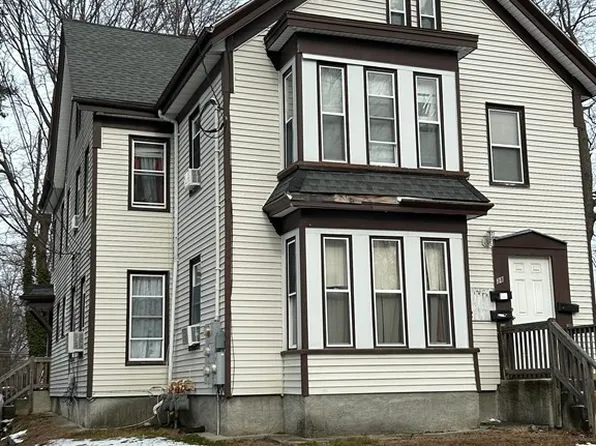 38 Lawn St, Brockton, MA 02302