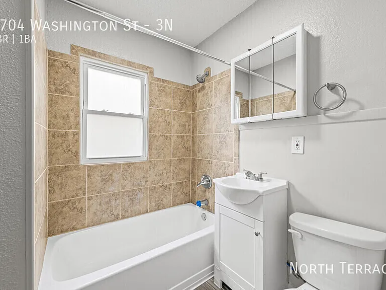 3704 Washington St #3N — Photo 12