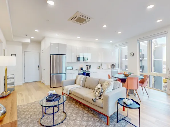 36-38 Hichborn St, Brighton, MA