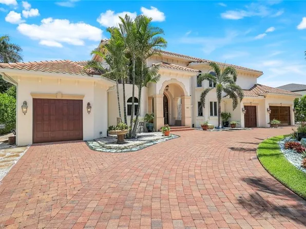 491 Wedge DR, NAPLES, FL 34103