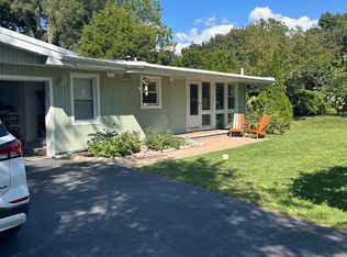 112 Tower Rd, Barrington, IL 60010