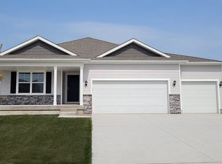 1147 33rd Ct SW, Altoona, IA 50009