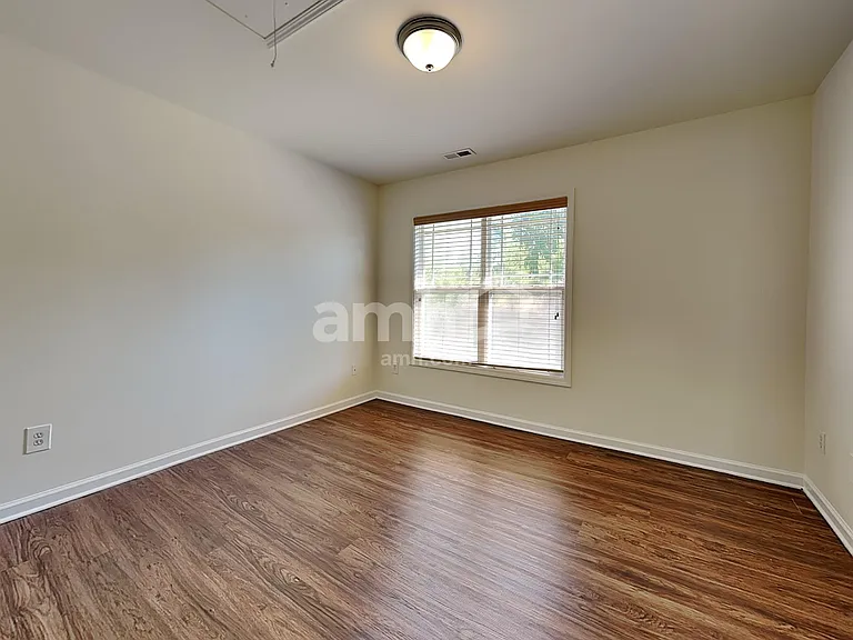 1119 Bridlemine Dr — Photo 24