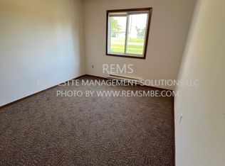 564 E Slifer St #14, Portage, WI 53901