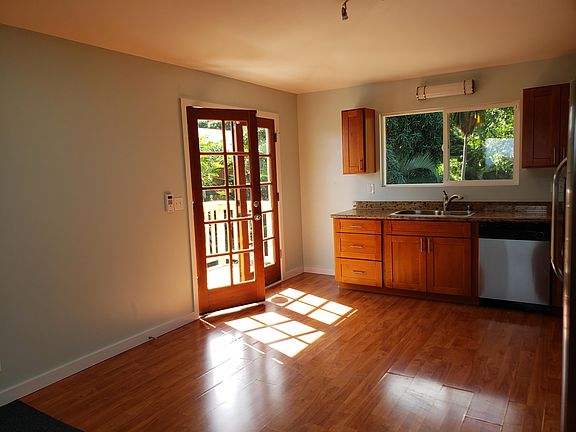 5th image of 70 Kaneohe Bay Dr